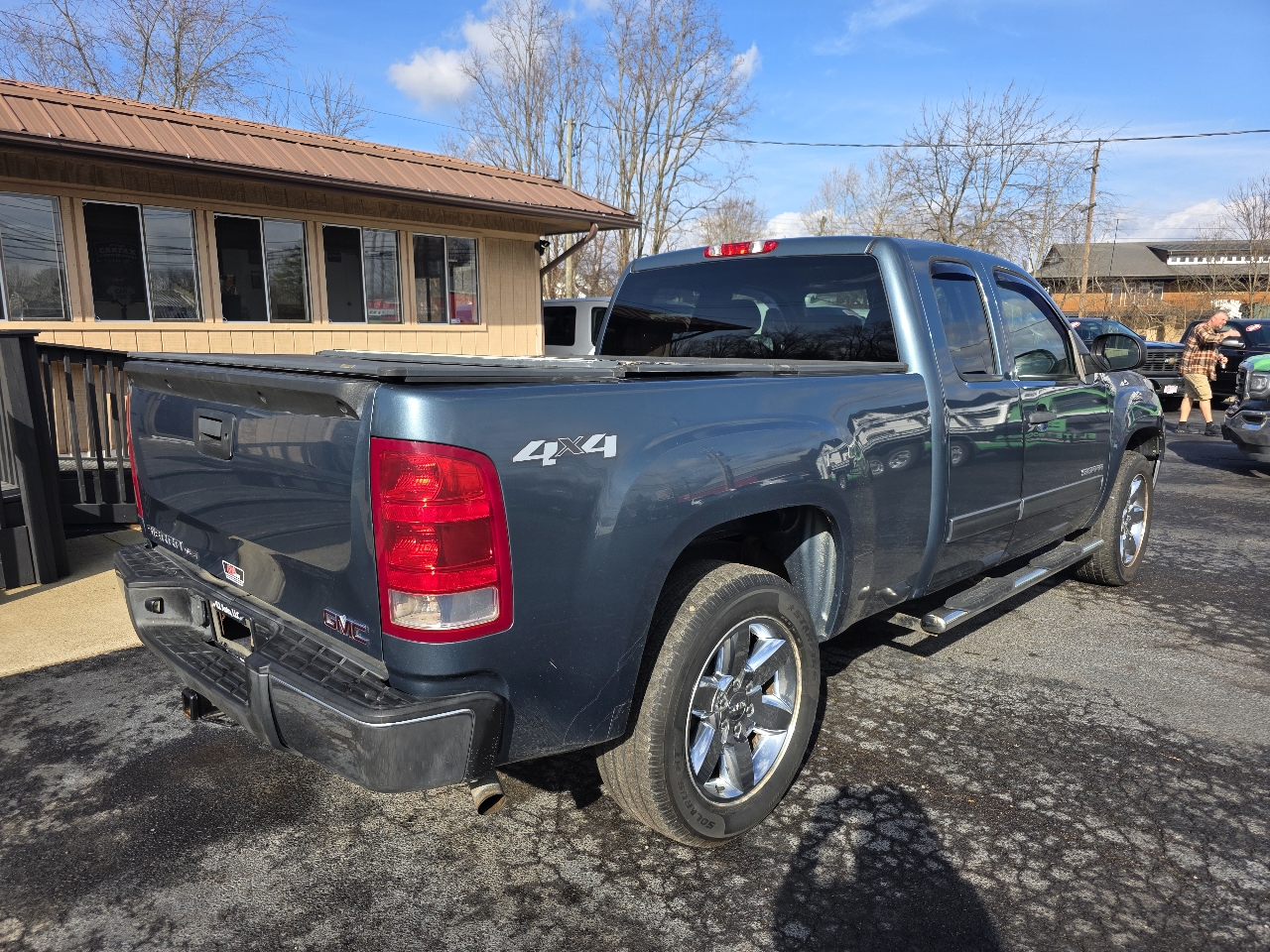GMC Sierra 1500 4WD Ext Cab 143.5" SLE 2013