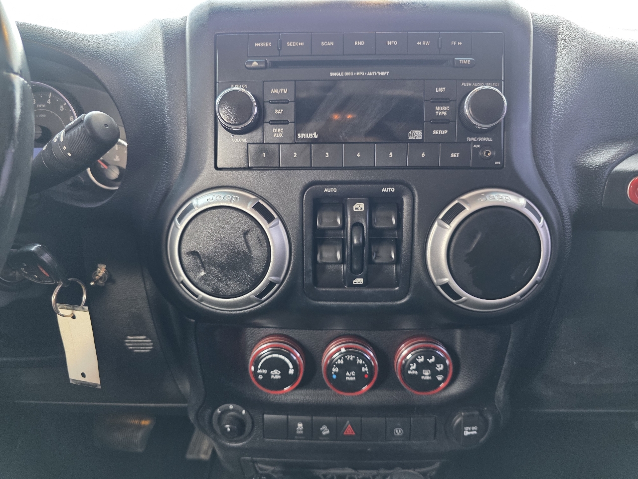 Jeep Wrangler Unlimited 4WD 4dr Sahara 2016