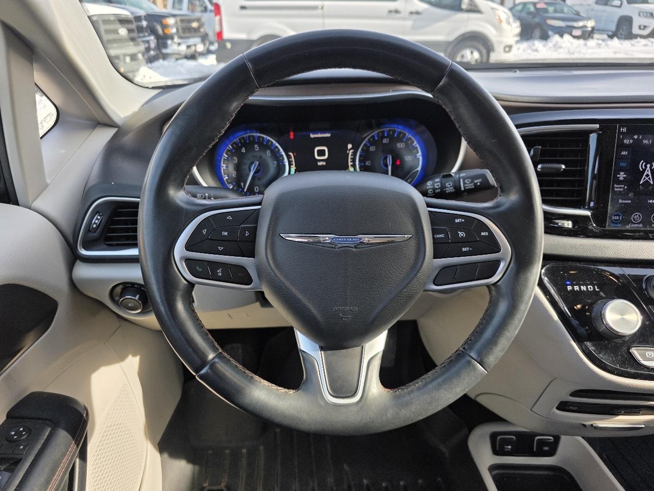 Chrysler Pacifica Touring L Plus FWD 2018