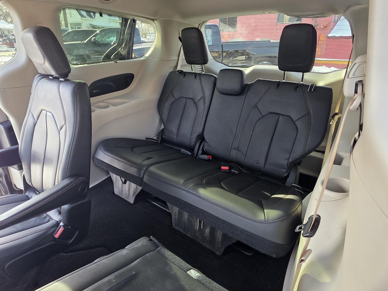 Chrysler Pacifica Touring L Plus FWD 2018