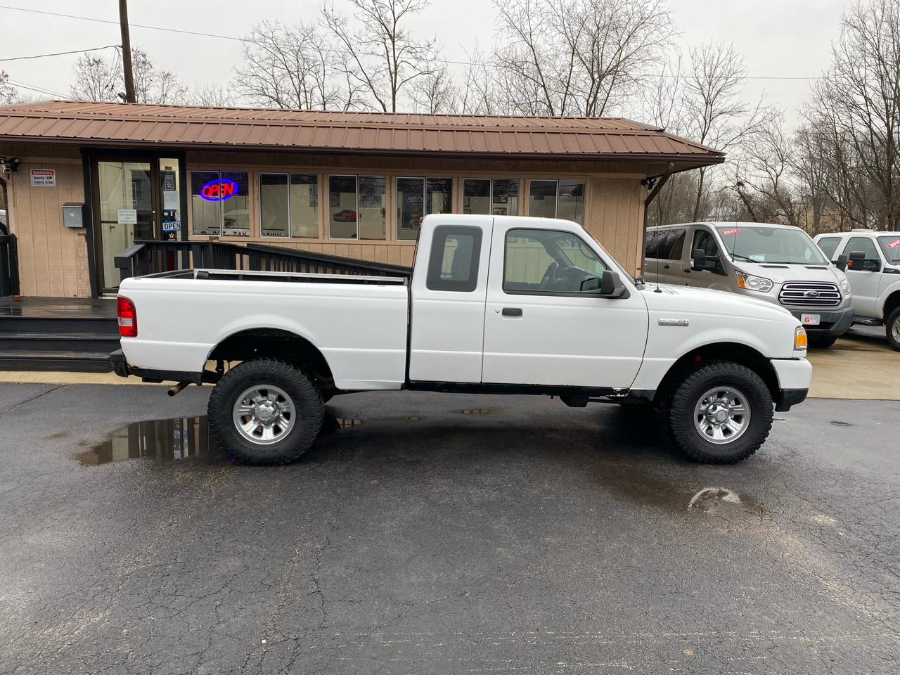 Ford Ranger 4WD 4dr SuperCab 126" XLT 2009