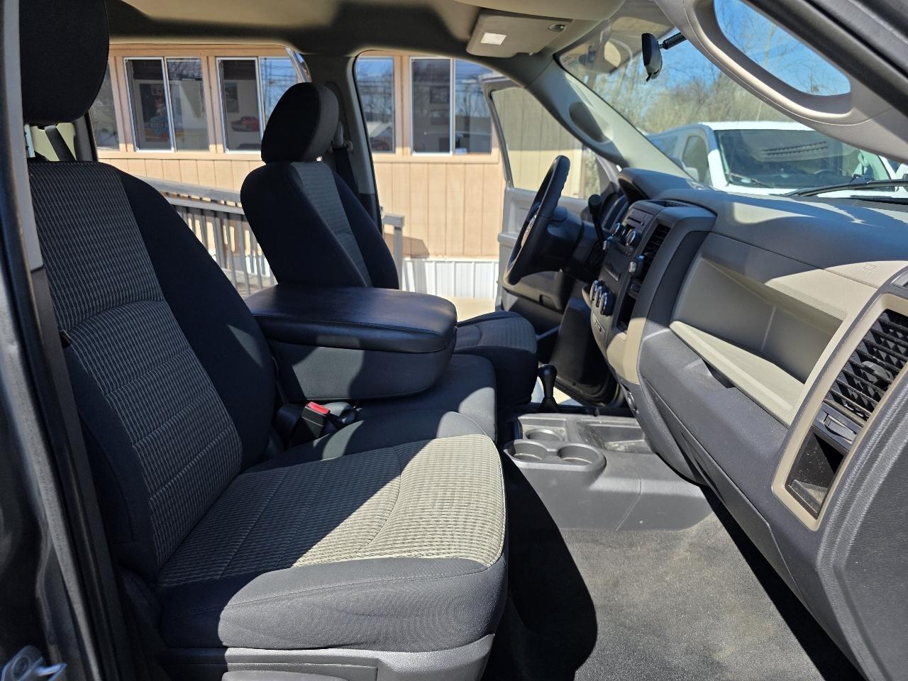 RAM 2500 4WD Crew Cab 149" ST 2012