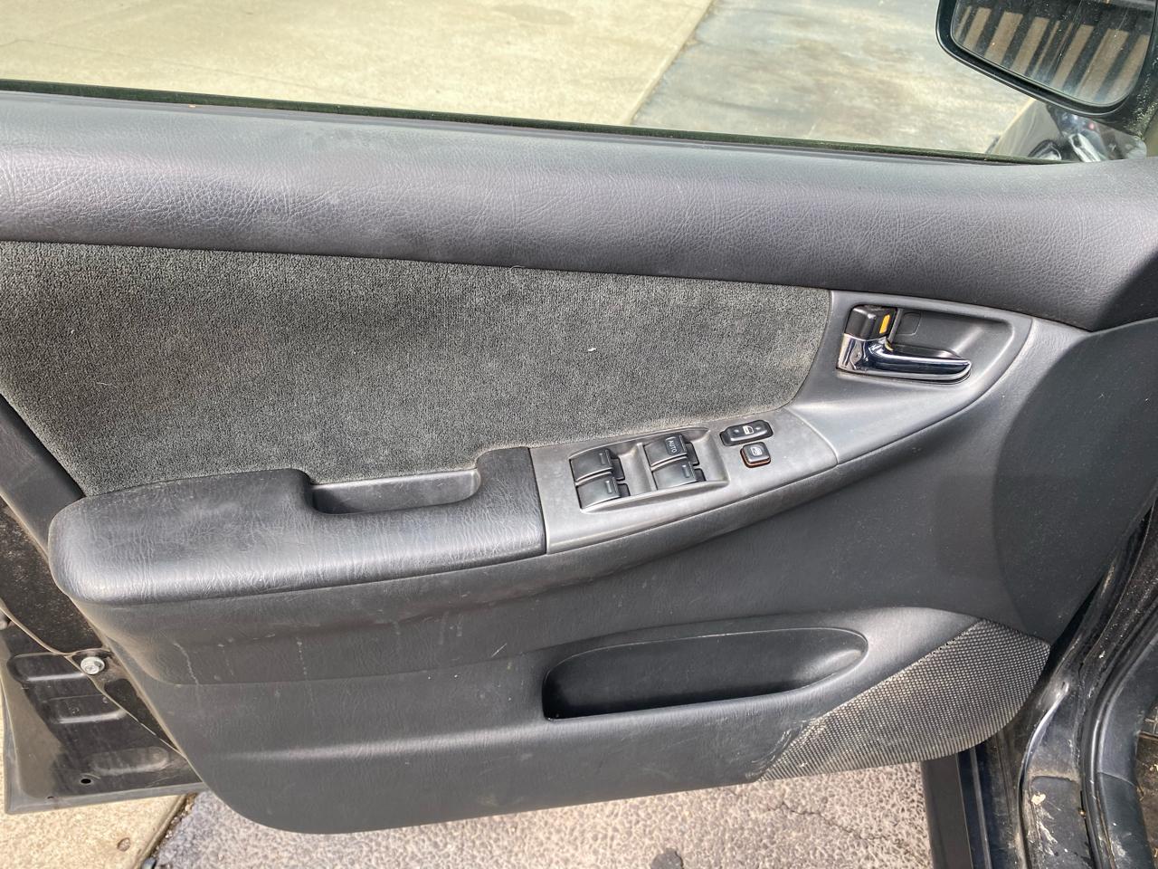 Toyota Corolla 4dr Sdn CE Auto (Natl) 2005