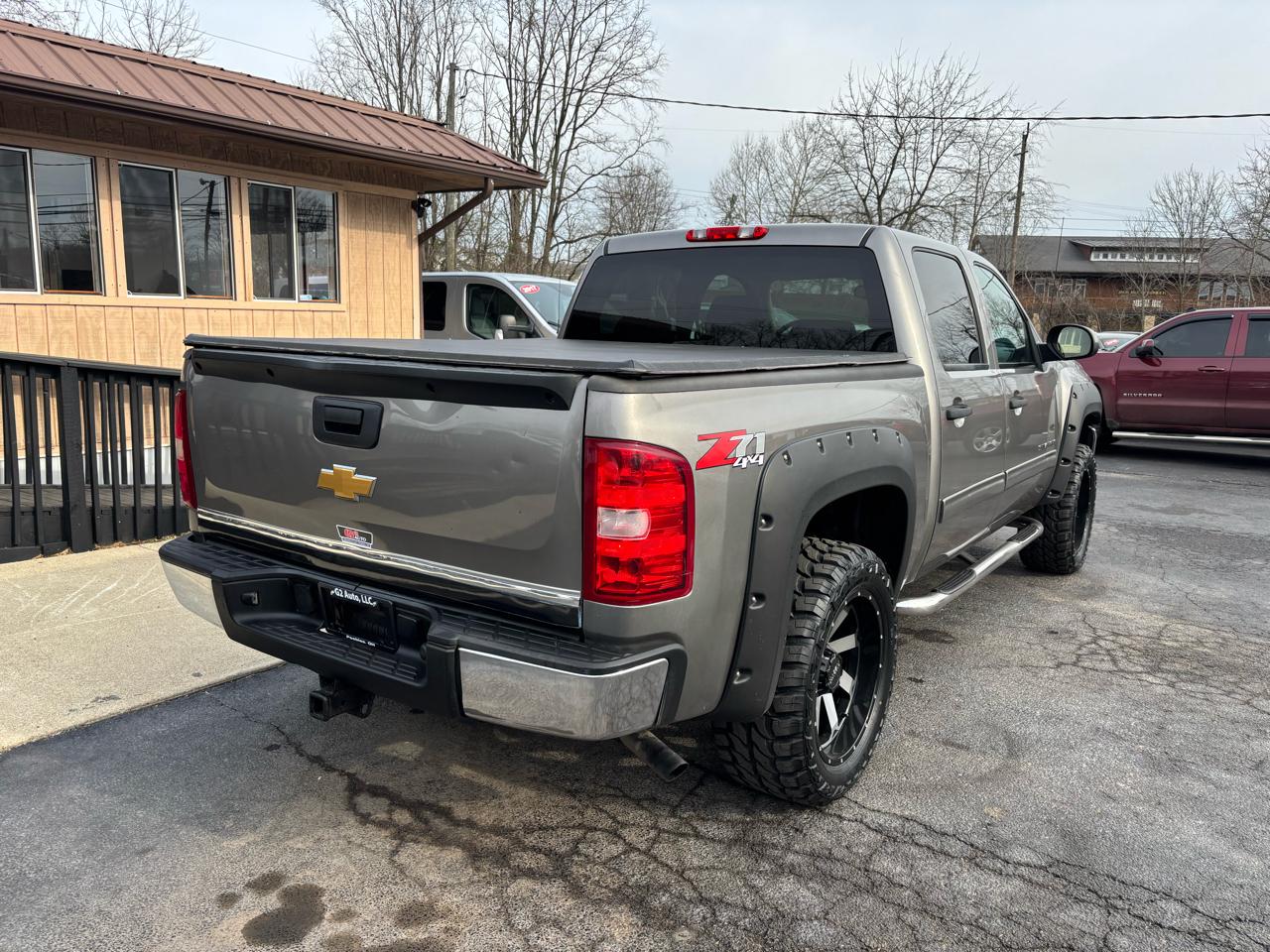 Chevrolet Silverado 1500 4WD Crew Cab 143.5" LT 2012