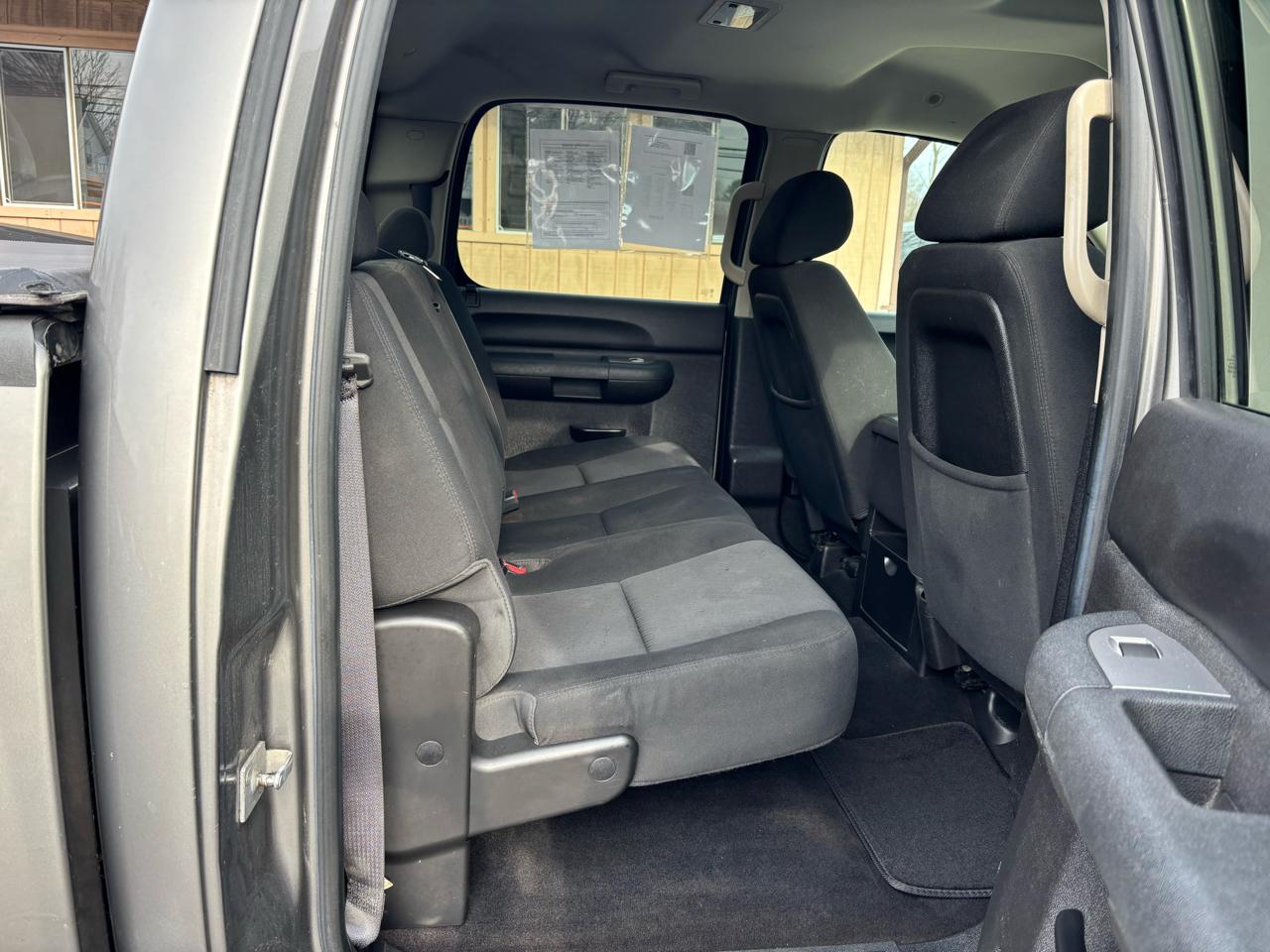 Chevrolet Silverado 1500 4WD Crew Cab 143.5" LT 2012