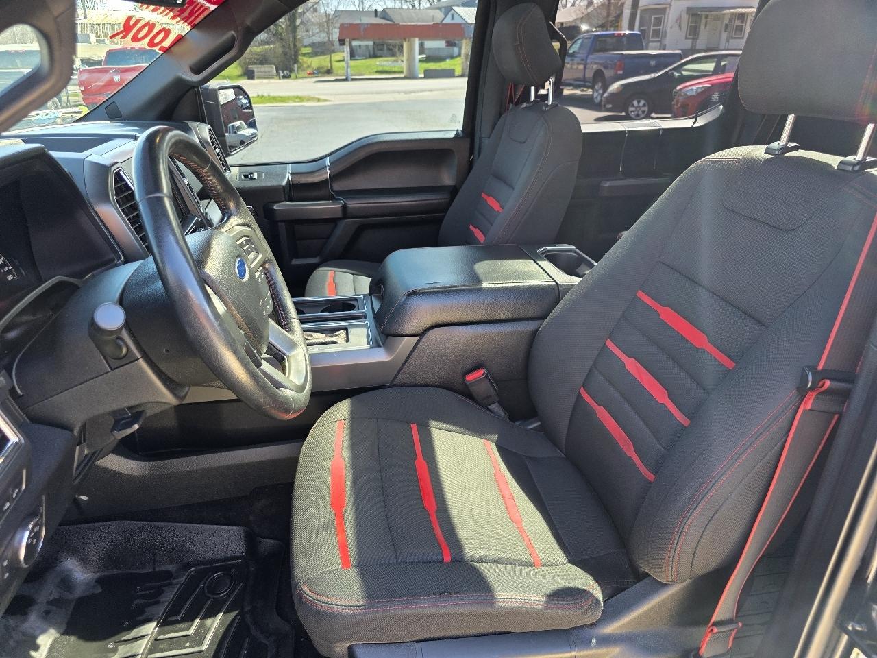 Ford F-150 4WD SuperCrew 145" FX4 2016