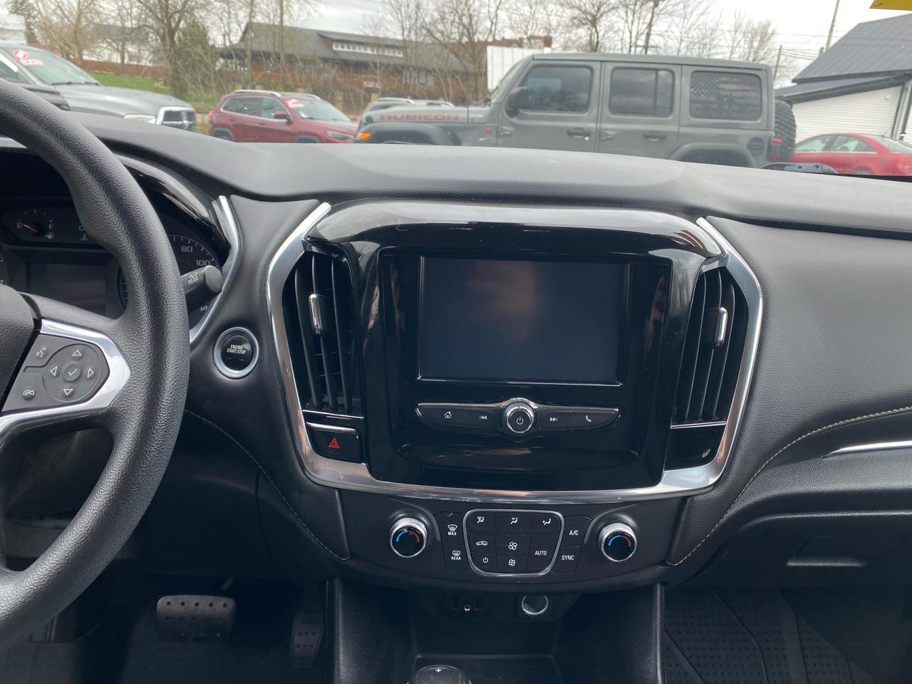 Chevrolet Traverse AWD 4dr LS w/1LS 2019