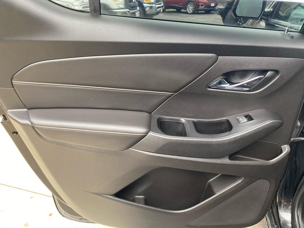 Chevrolet Traverse AWD 4dr LS w/1LS 2019