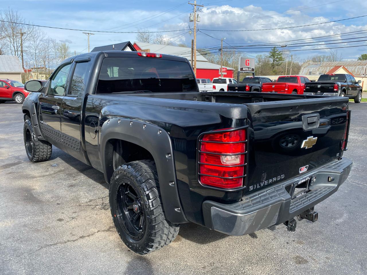 Chevrolet Silverado 1500 4WD Ext Cab 143.5" LT 2010