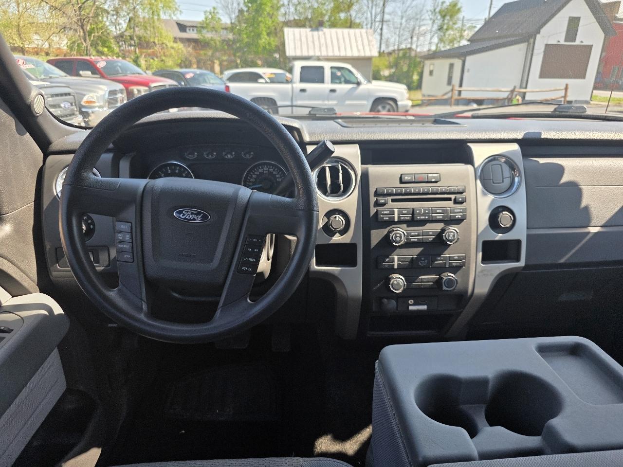 Ford F-150 4WD SuperCrew 139" XLT 2014