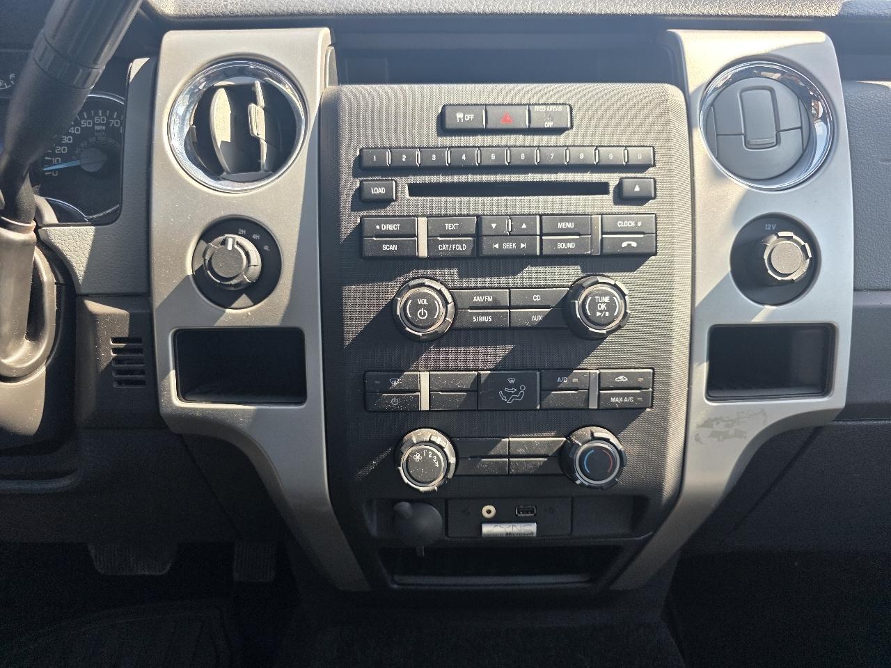 Ford F-150 4WD SuperCrew 139" XLT 2014