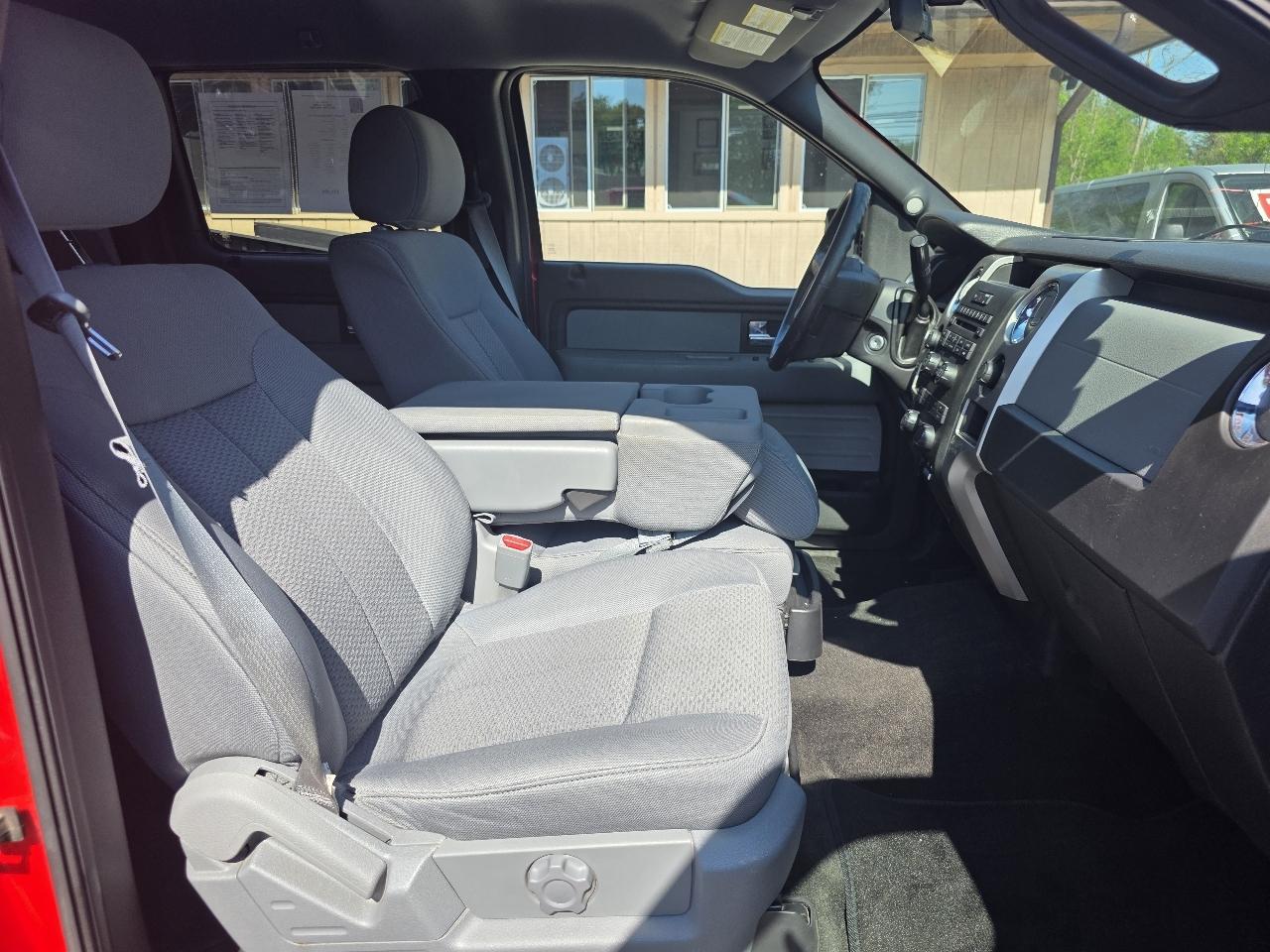 Ford F-150 4WD SuperCrew 139" XLT 2014