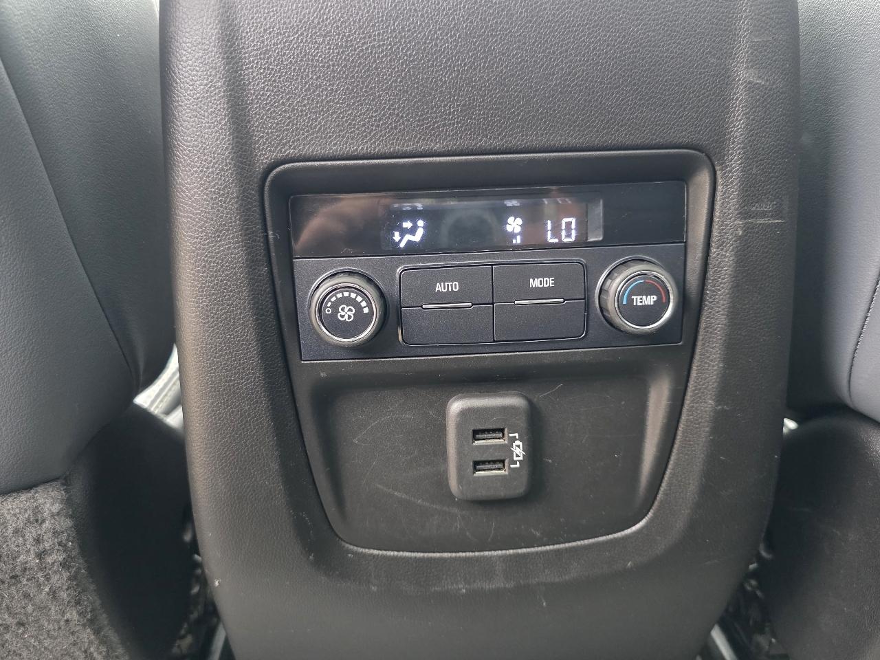 Buick Enclave AWD 4dr Essence 2019