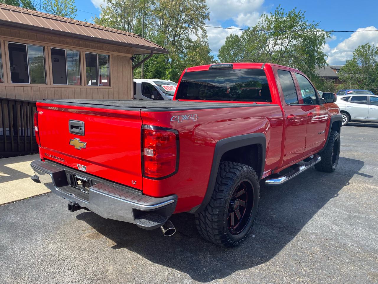 Chevrolet Silverado 1500 4WD Double Cab 143.5" LT w/1LT 2016