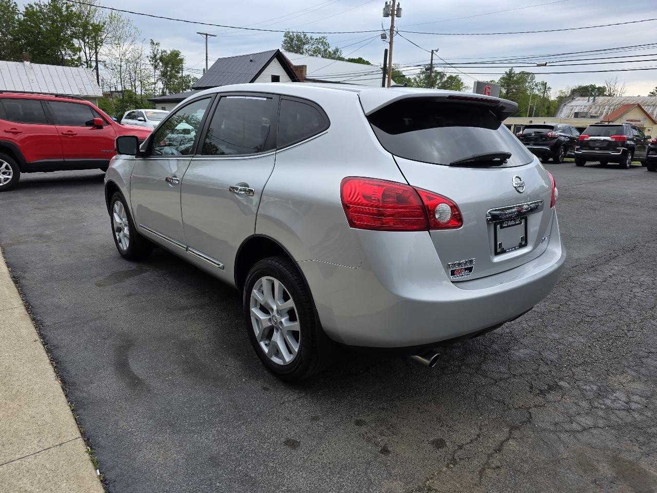 Nissan Rogue AWD 4dr SL 2013