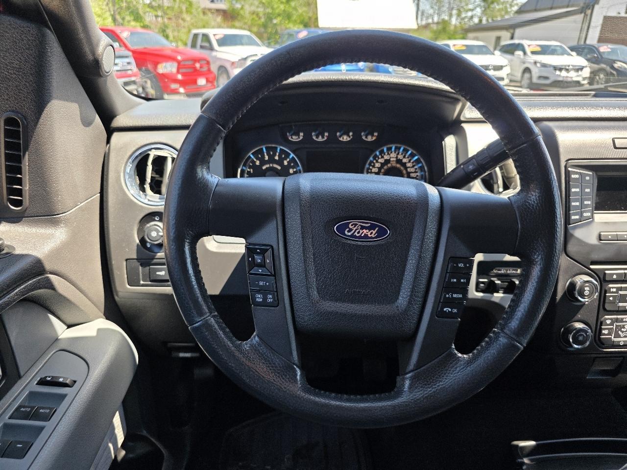 Ford F-150 4WD SuperCrew 145" XLT 2013