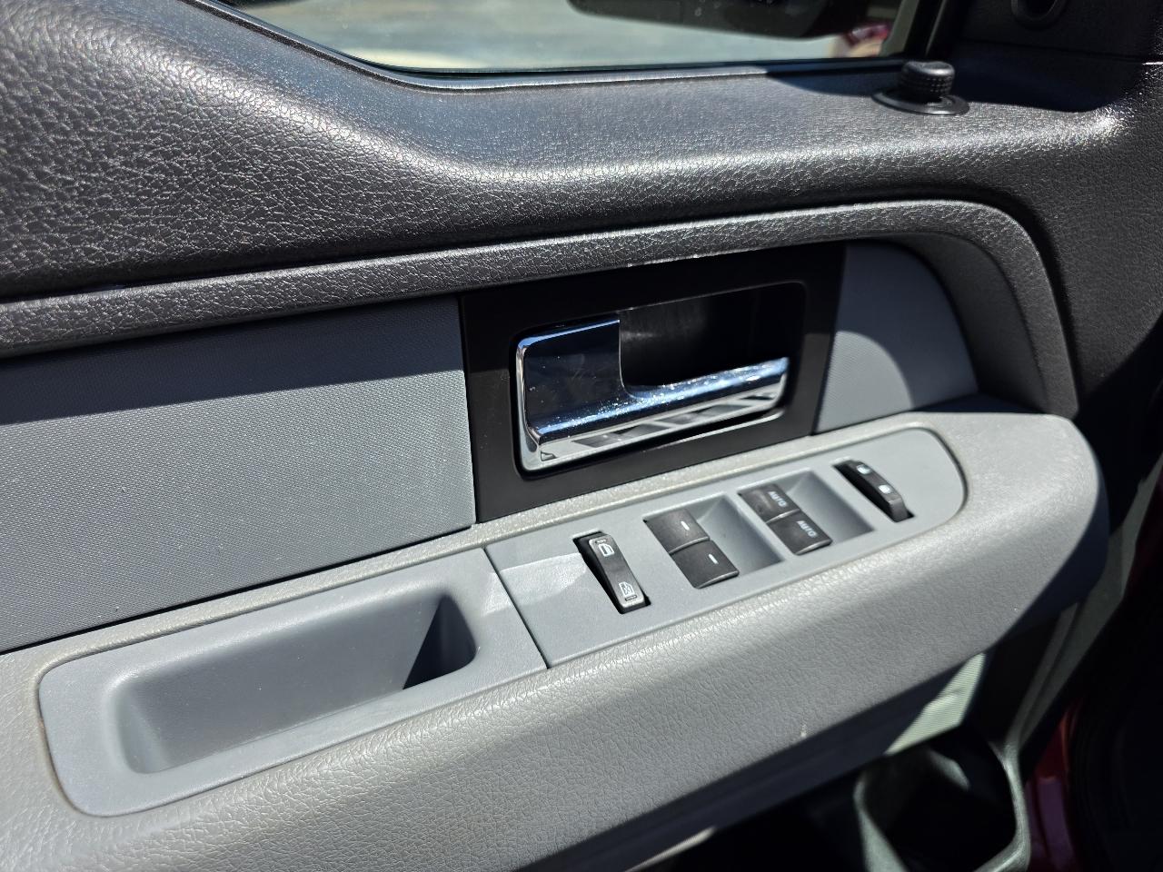 Ford F-150 4WD SuperCrew 145" XLT 2013