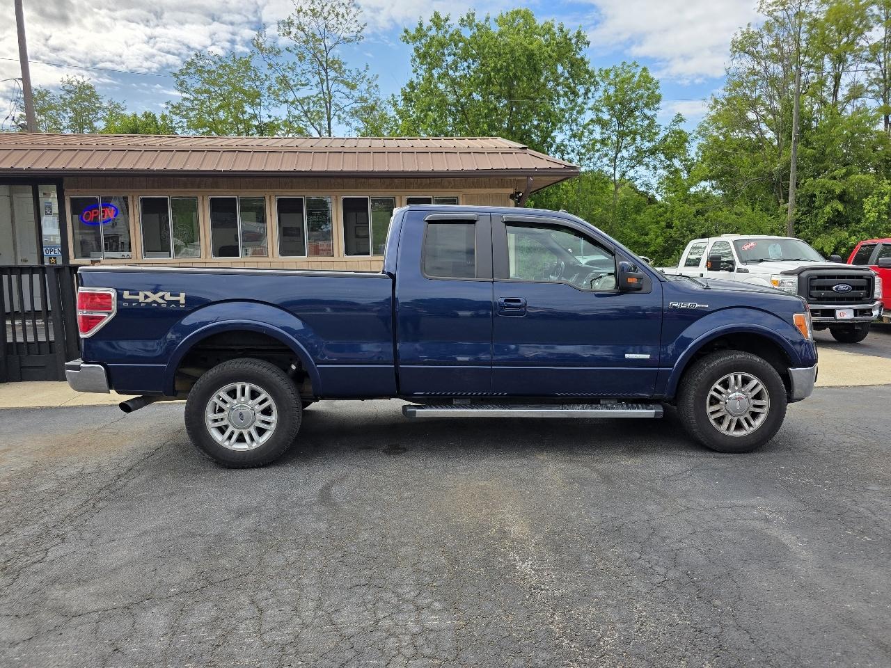 Ford F-150 4WD SuperCab 145" Lariat 2012