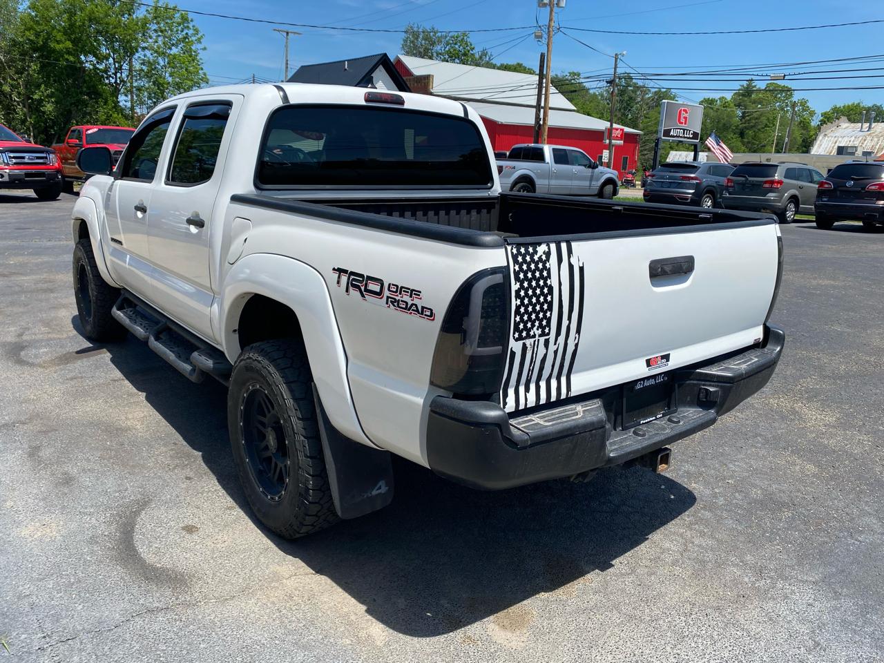 Toyota Tacoma 4WD Double Cab V6 MT (Natl) 2014