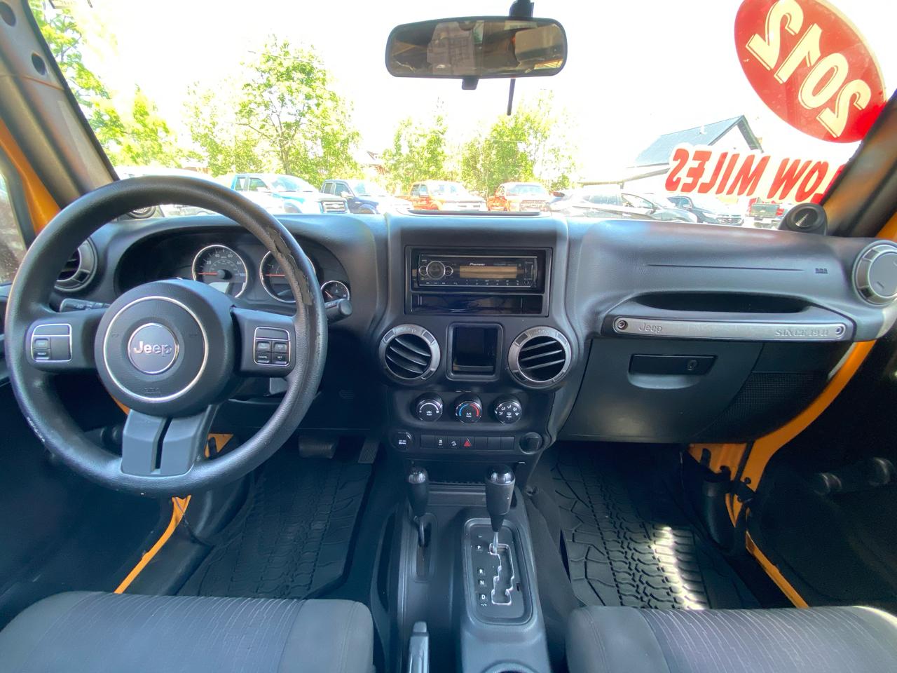 Jeep Wrangler Unlimited 4WD 4dr Sport 2012