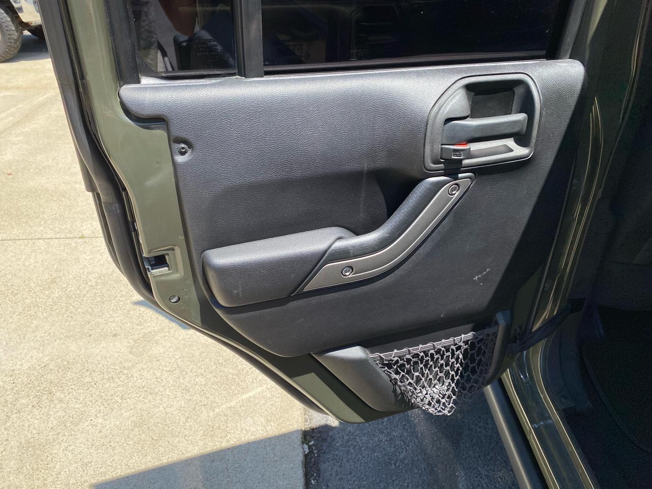 Jeep Wrangler Unlimited 4WD 4dr Sport 2015