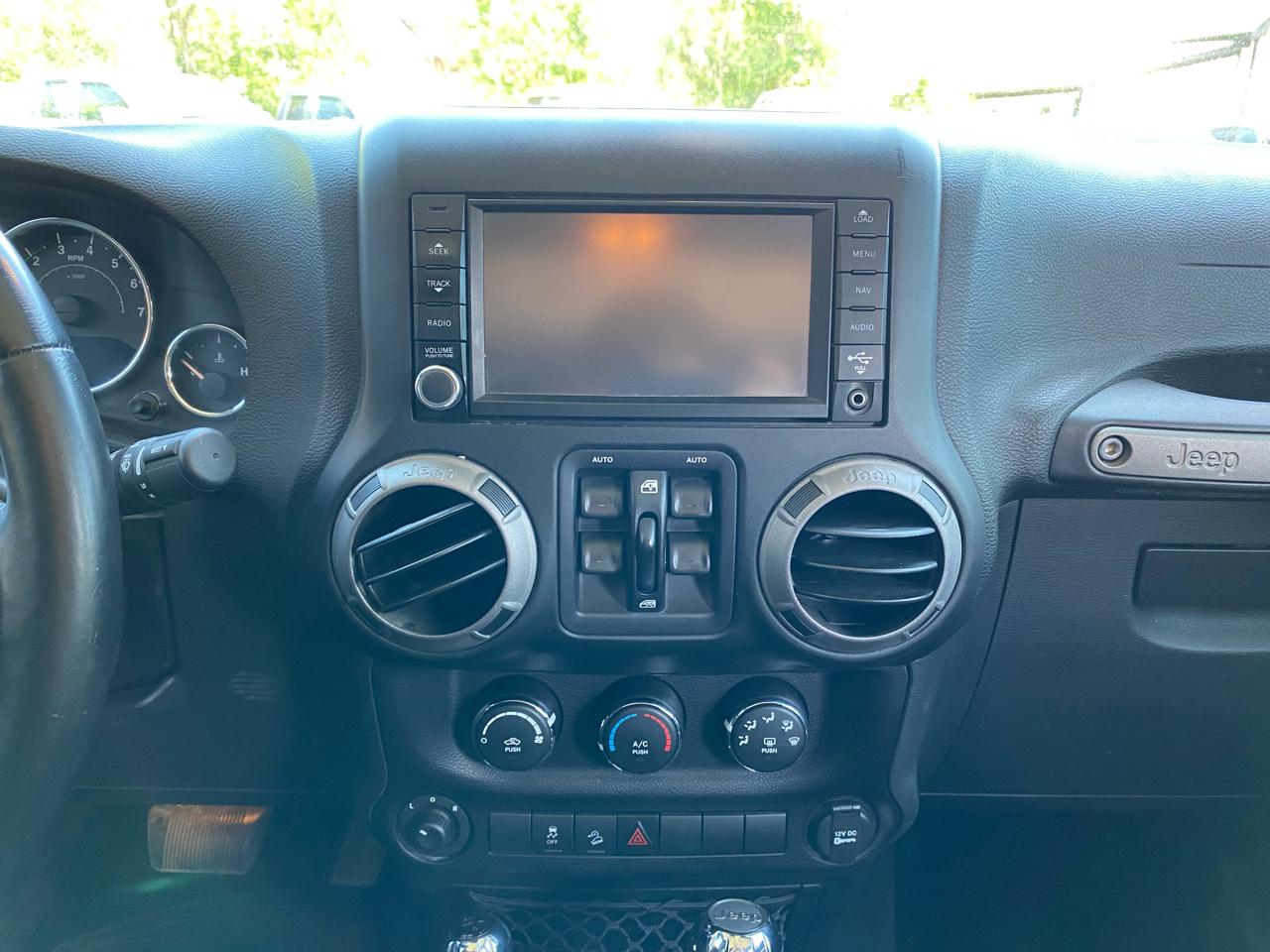 Jeep Wrangler Unlimited 4WD 4dr Sport 2015