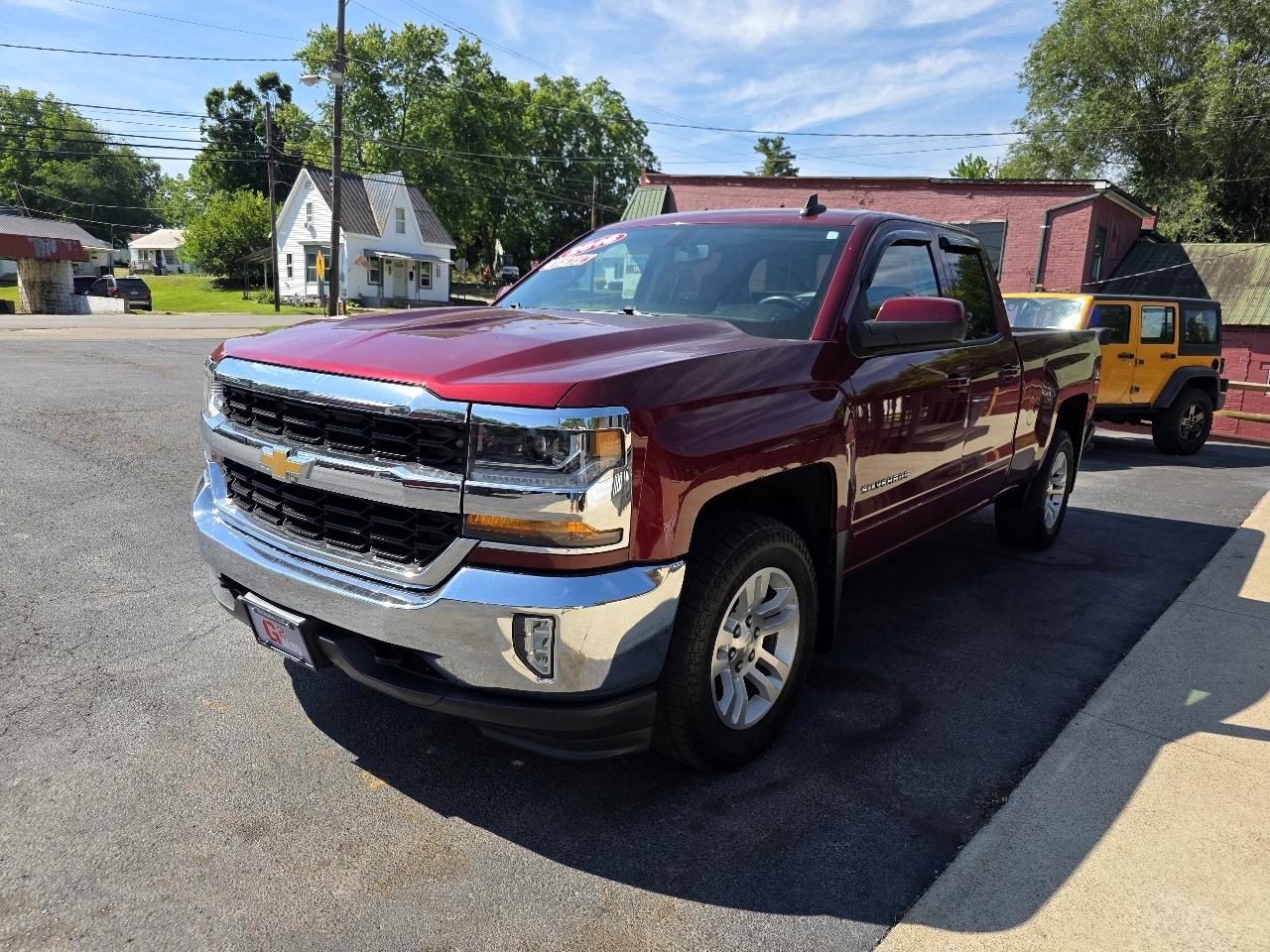 Chevrolet Silverado 1500 4WD Double Cab 143.5" LT w/1LT 2016
