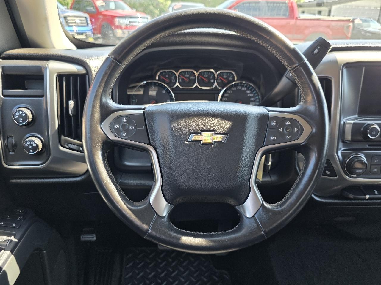 Chevrolet Silverado 1500 4WD Double Cab 143.5" LT w/1LT 2016