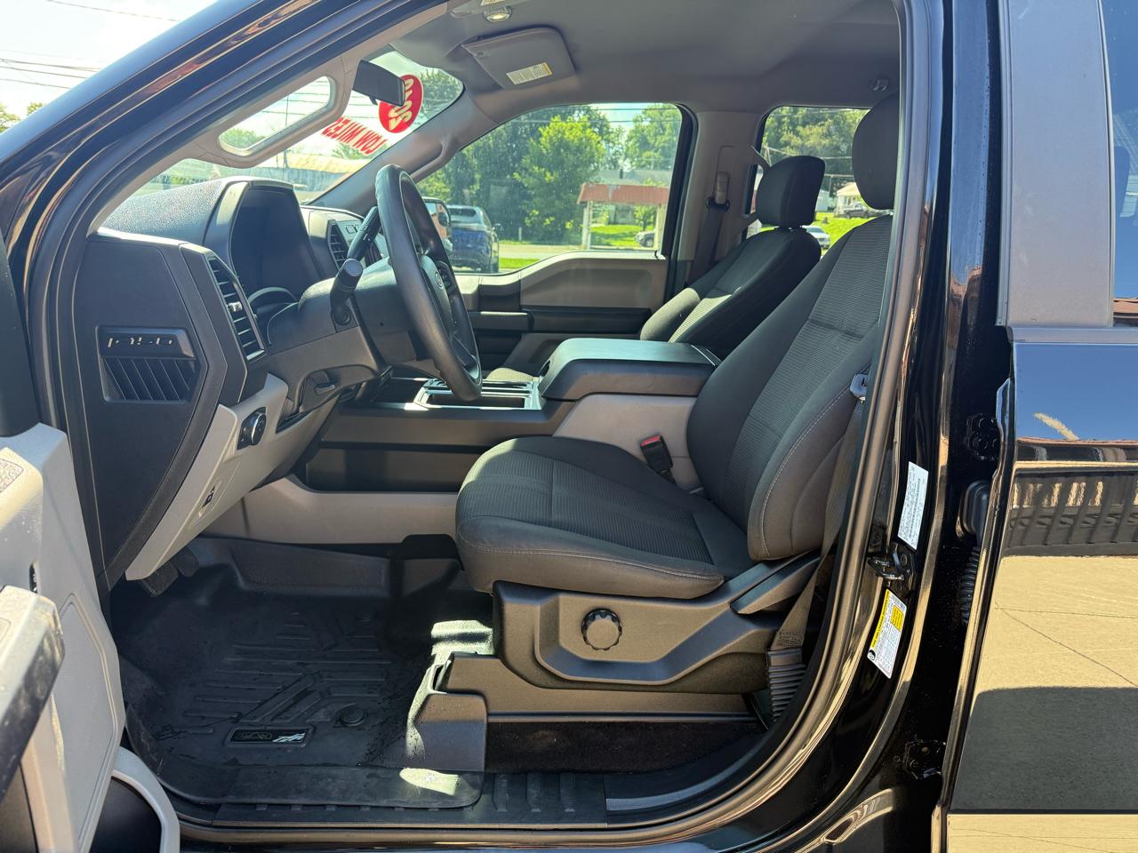 Ford F-150 4WD SuperCab 145" XL 2018