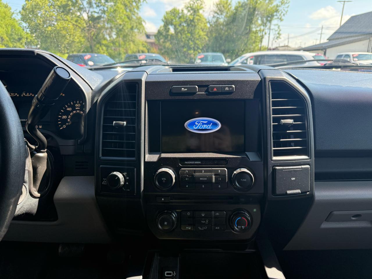 Ford F-150 4WD SuperCab 145" XL 2018