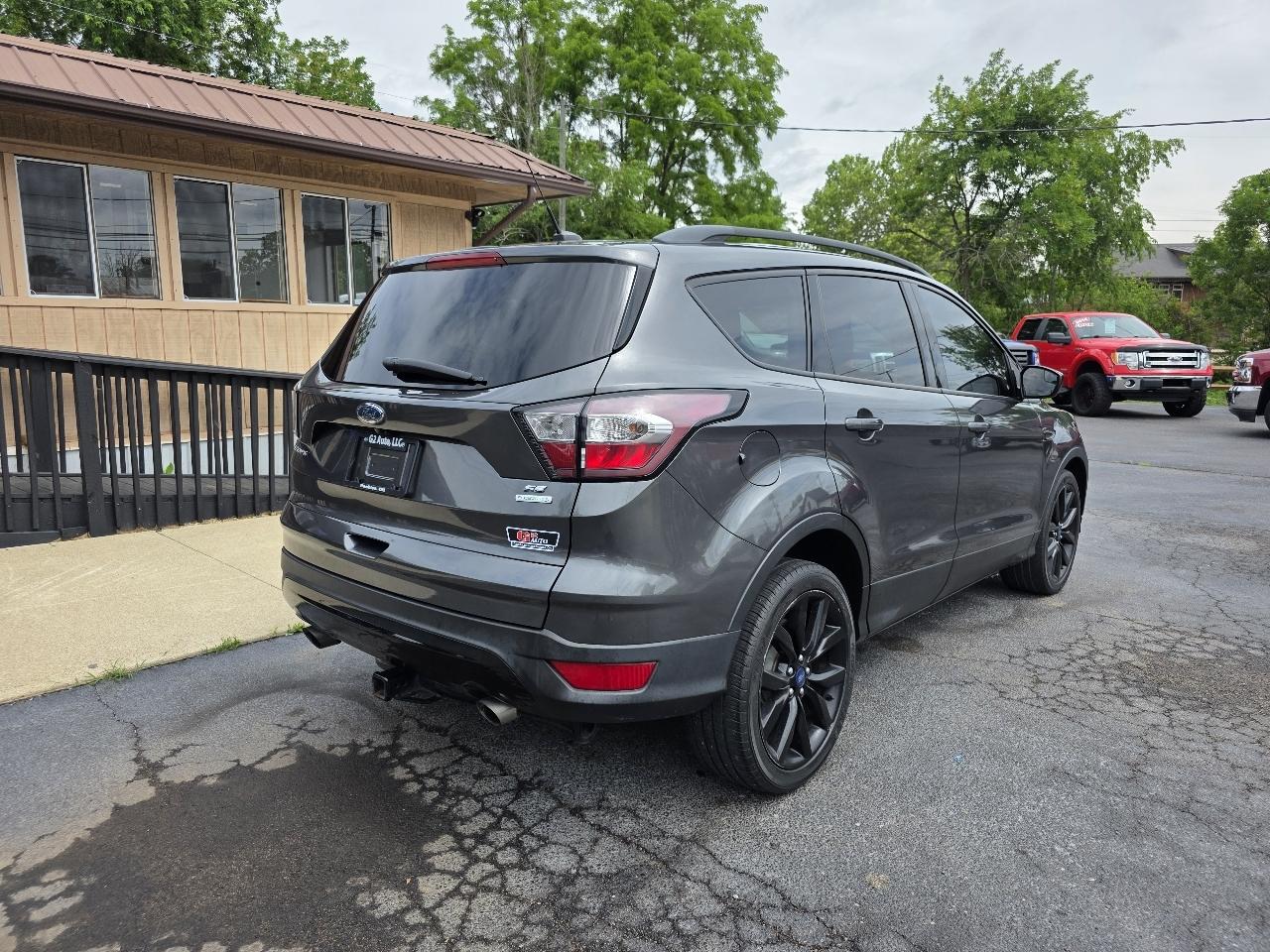 Ford Escape SE FWD 2017