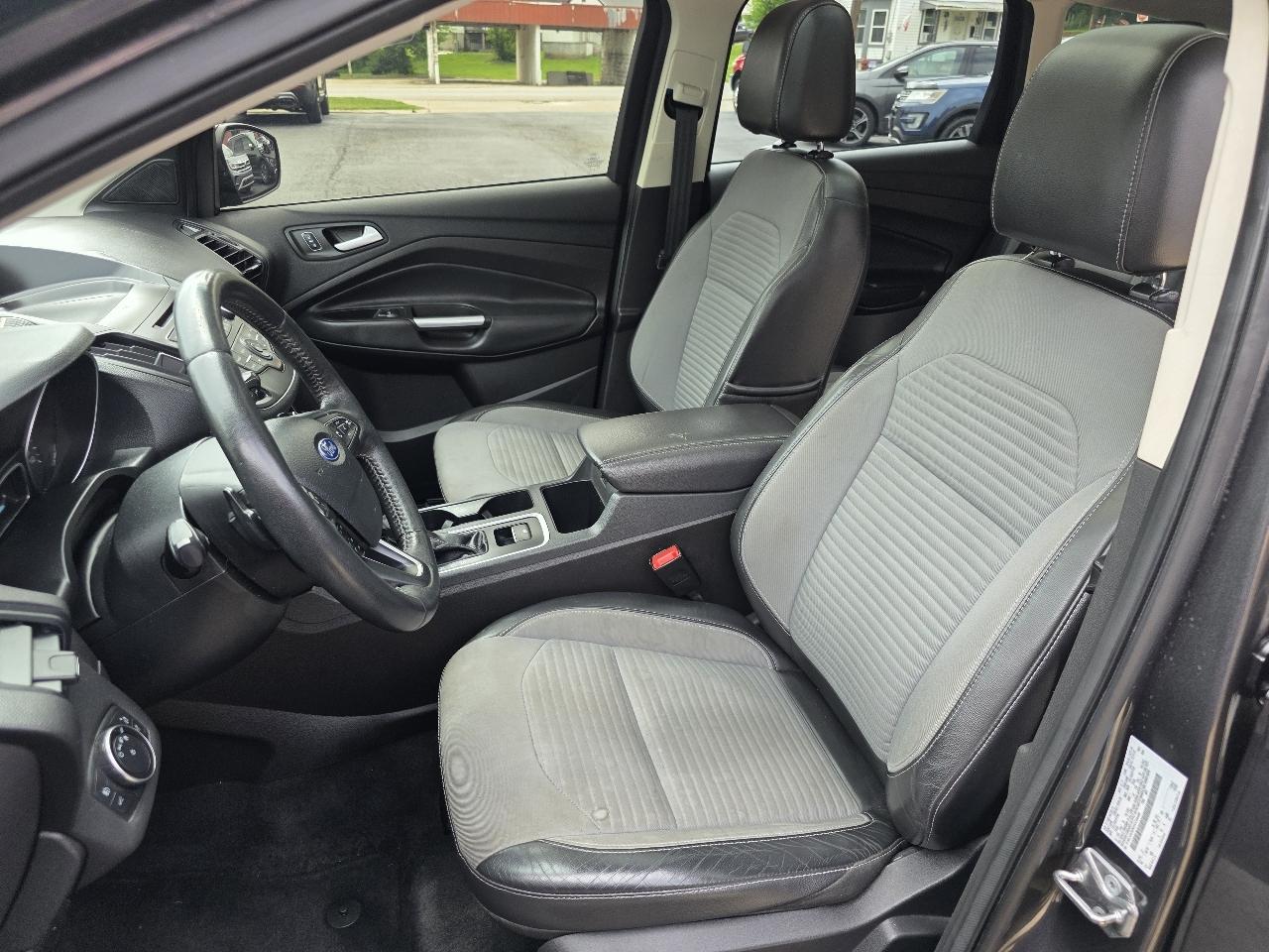 Ford Escape SE FWD 2017