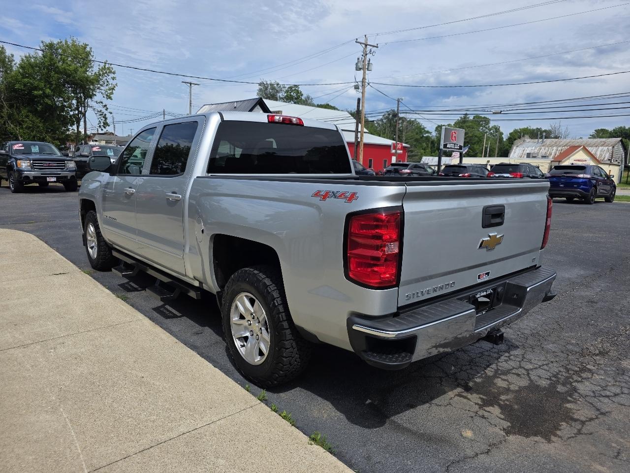 Chevrolet Silverado 1500 4WD Crew Cab 143.5" LT w/1LT 2016
