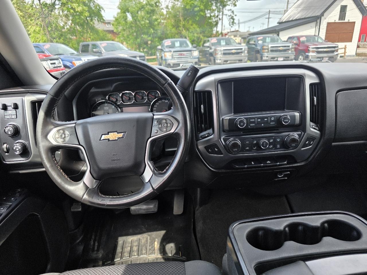Chevrolet Silverado 1500 4WD Crew Cab 143.5" LT w/1LT 2016