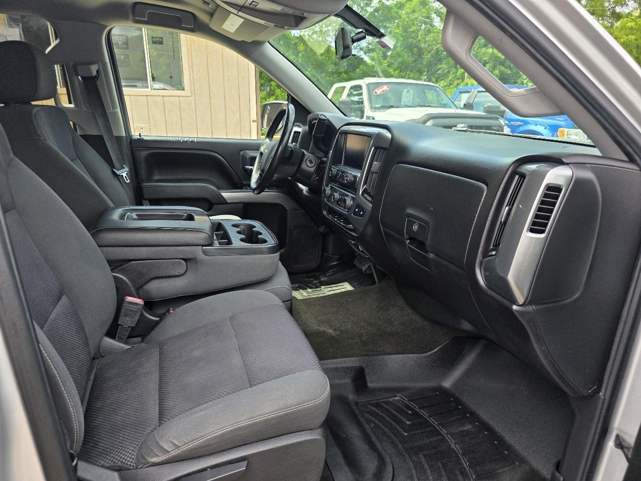 Chevrolet Silverado 1500 4WD Crew Cab 143.5" LT w/1LT 2016