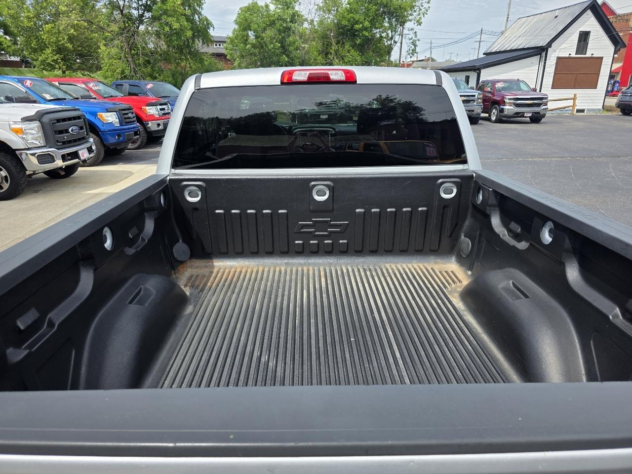 Chevrolet Silverado 1500 4WD Crew Cab 143.5" LT w/1LT 2016