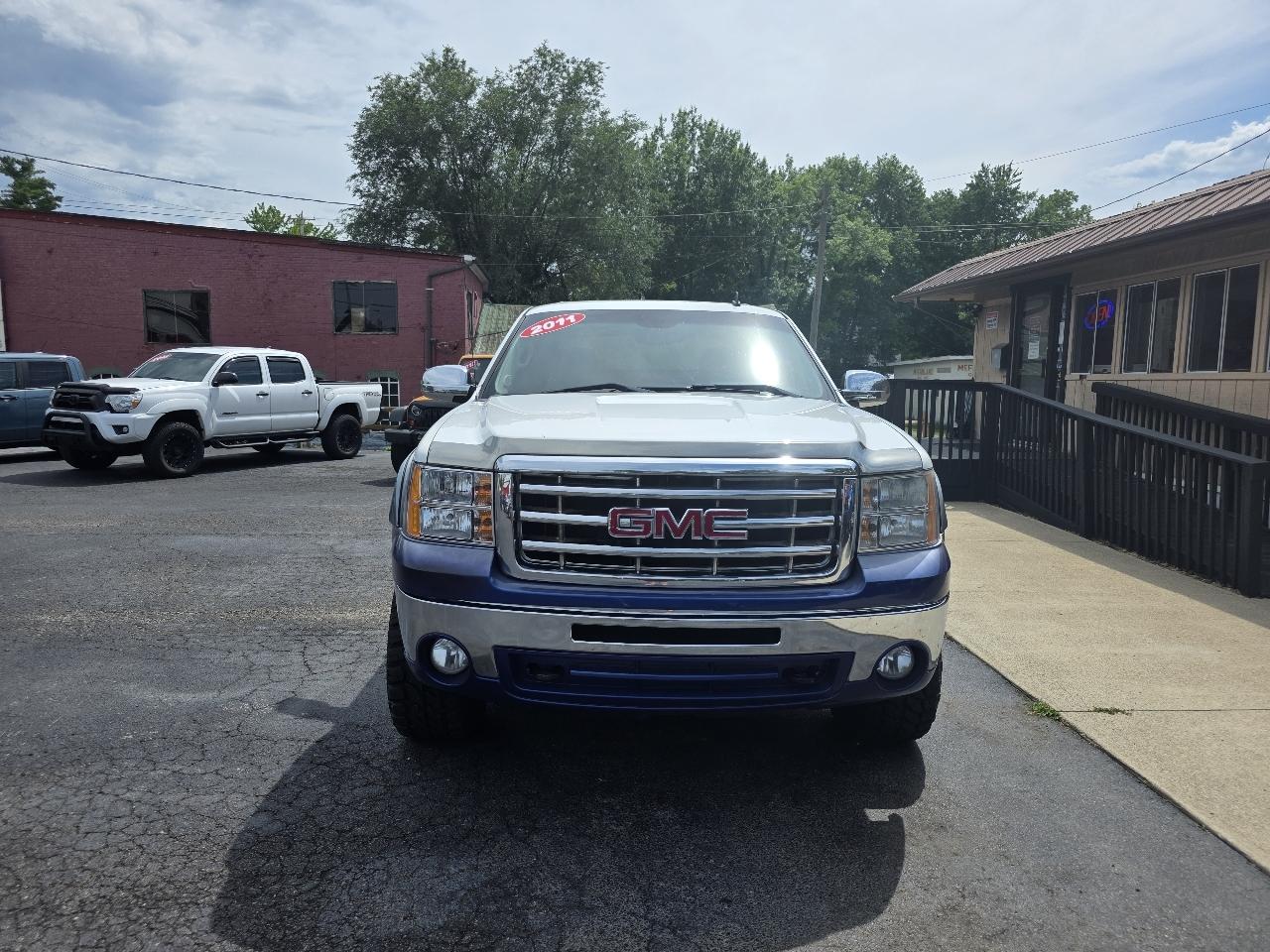 GMC Sierra 1500 4WD Crew Cab 143.5" SLE 2011