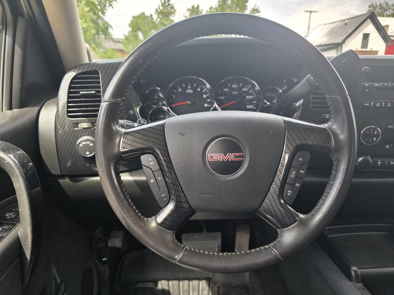 GMC Sierra 1500 4WD Crew Cab 143.5" SLE 2011