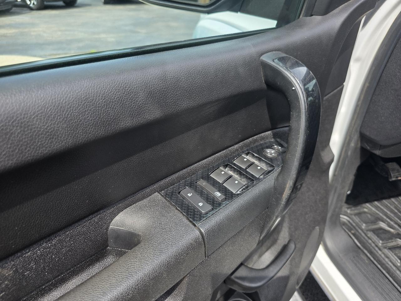 GMC Sierra 1500 4WD Crew Cab 143.5" SLE 2011