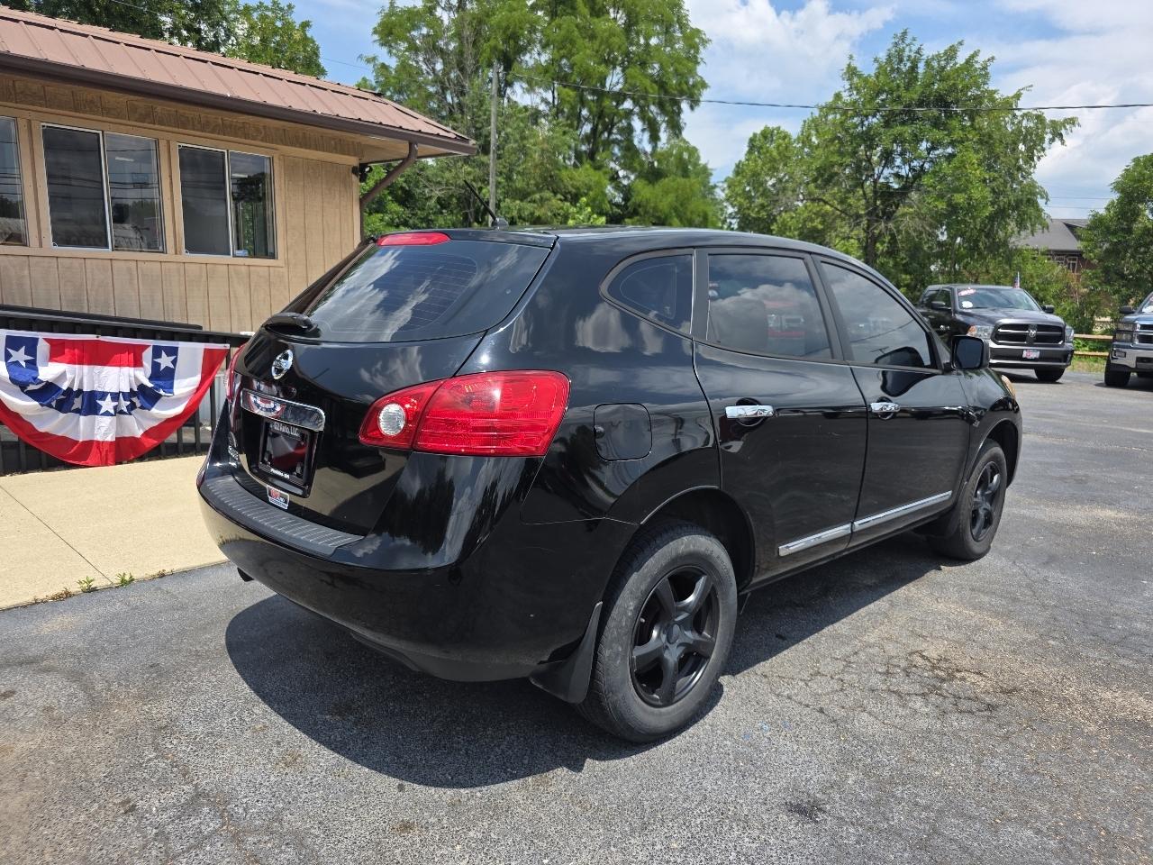 Nissan Rogue Select FWD 4dr S 2014
