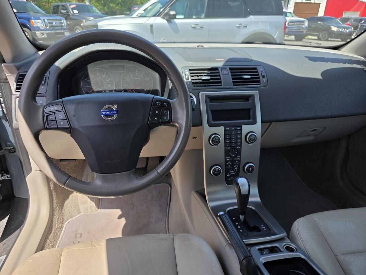 Volvo C70 2dr Conv Man 2009