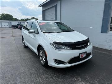 2018 Chrysler Pacifica Limited FWD