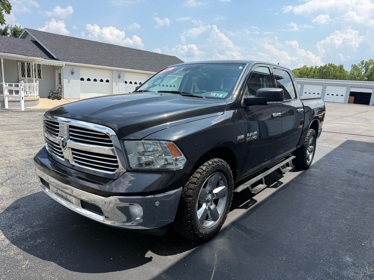RAM 1500 4WD Crew Cab 140.5" Big Horn 2016