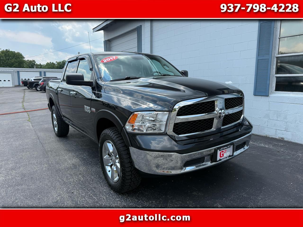 2017 RAM 1500 4WD Crew Cab 140.5" SLT