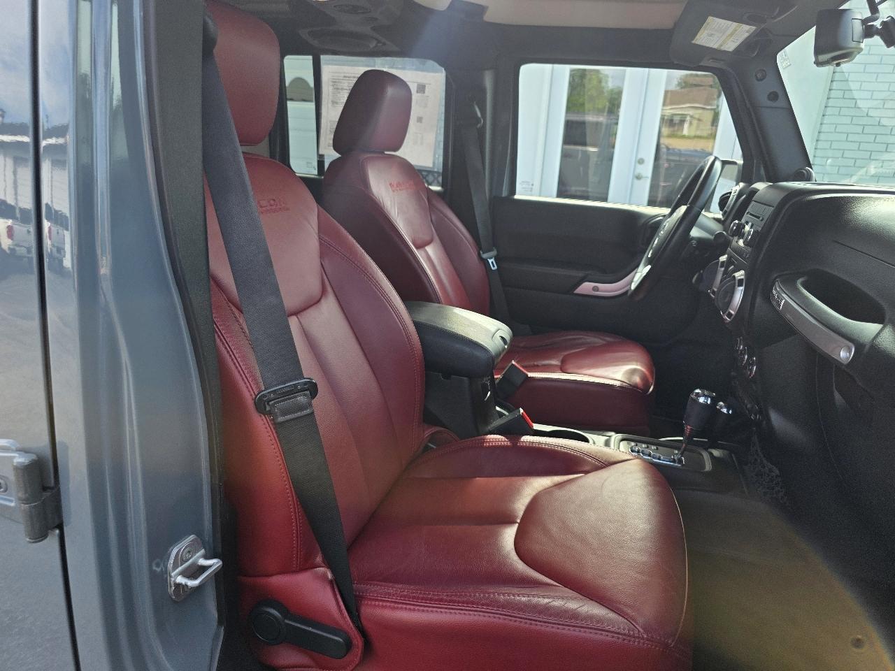 Jeep Wrangler Unlimited 4WD 4dr Rubicon 10th Anniversary 2013