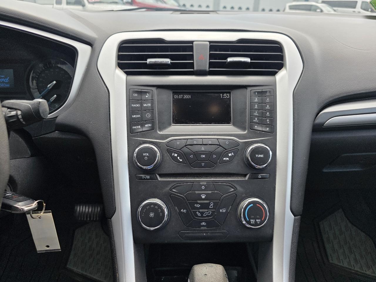 Ford Fusion 4dr Sdn S FWD 2016