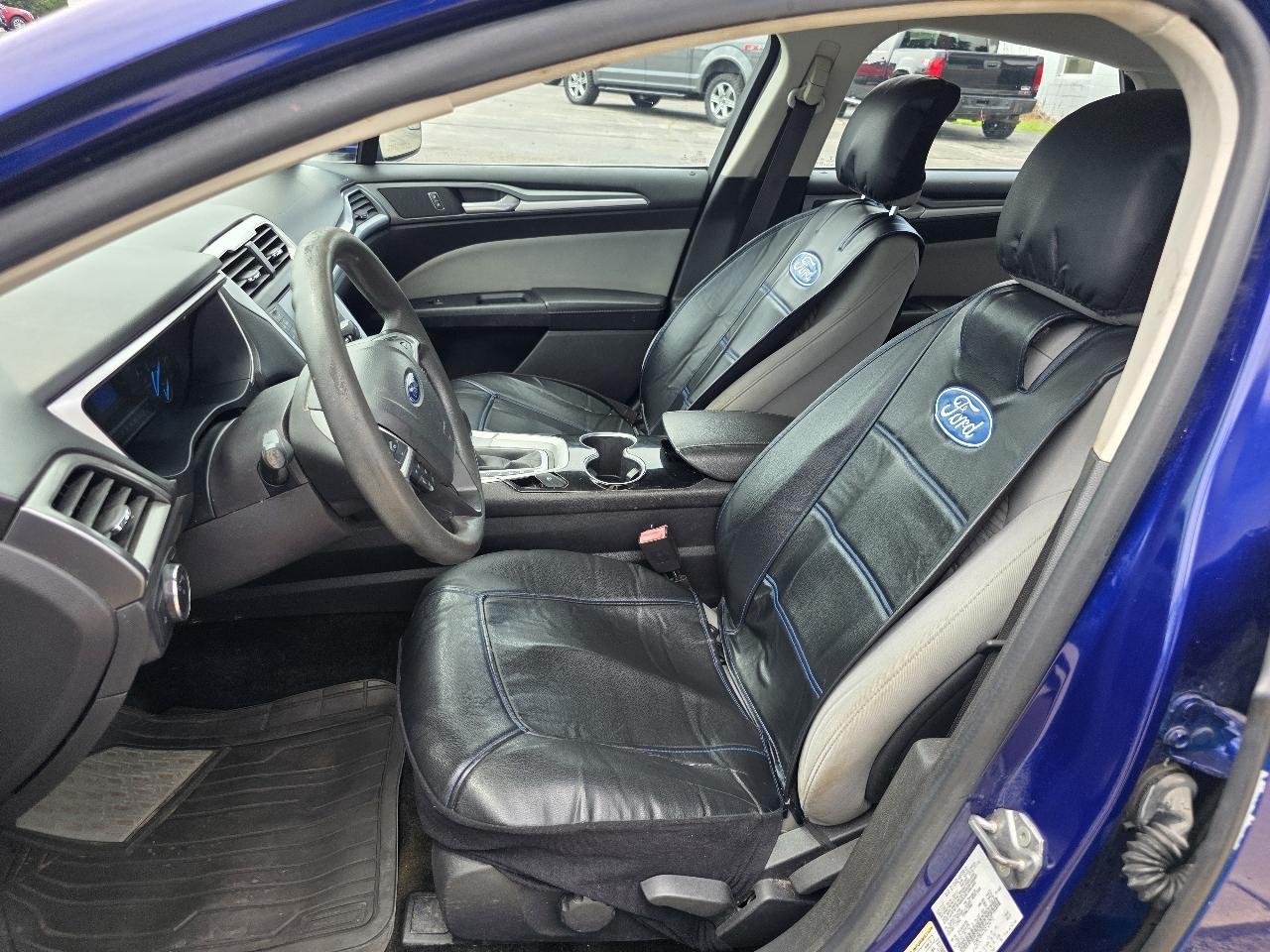 Ford Fusion 4dr Sdn S FWD 2016