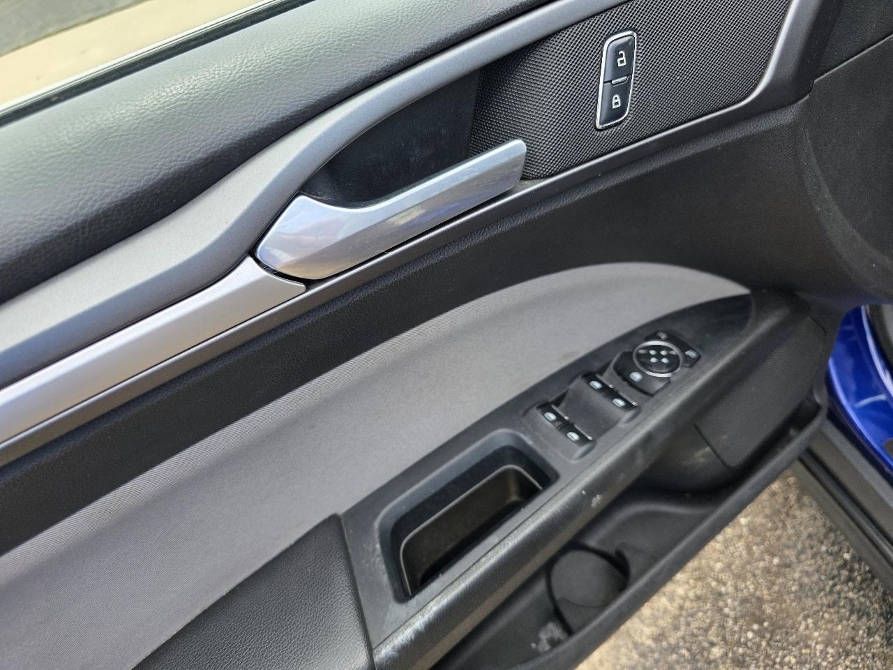 Ford Fusion 4dr Sdn S FWD 2016