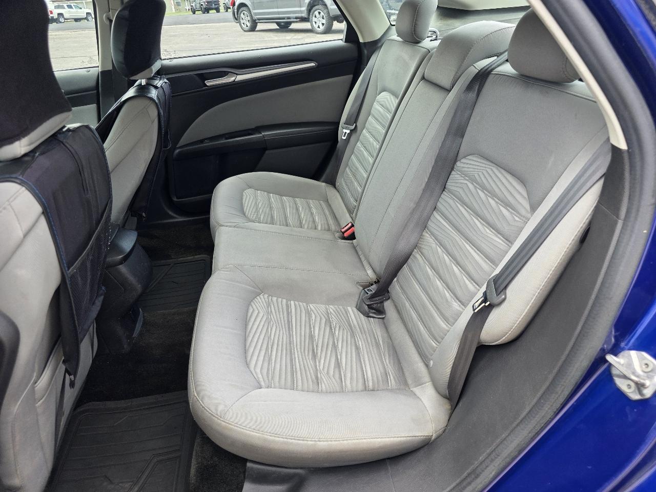 Ford Fusion 4dr Sdn S FWD 2016