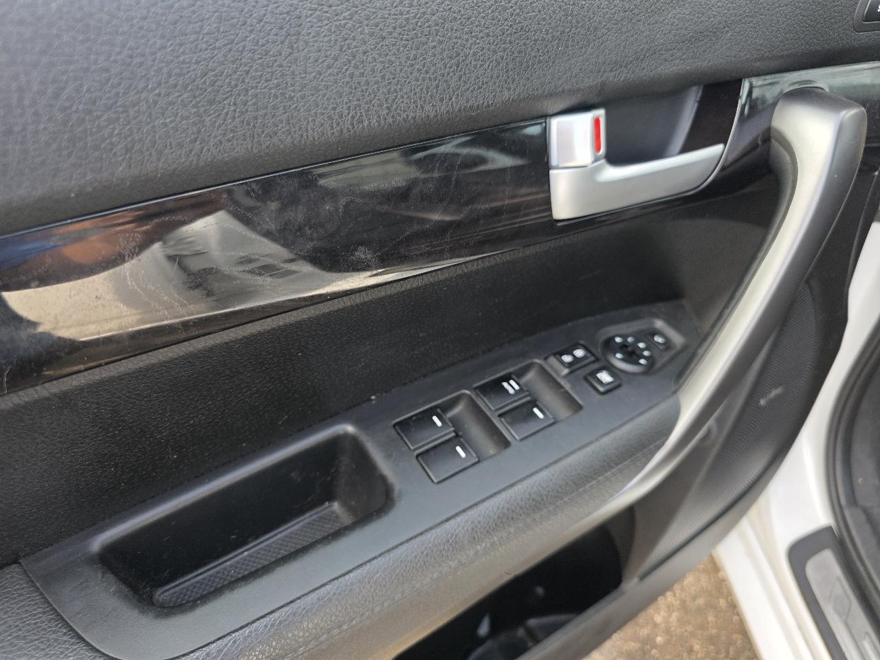 Kia Sorento AWD 4dr V6 SX 2015